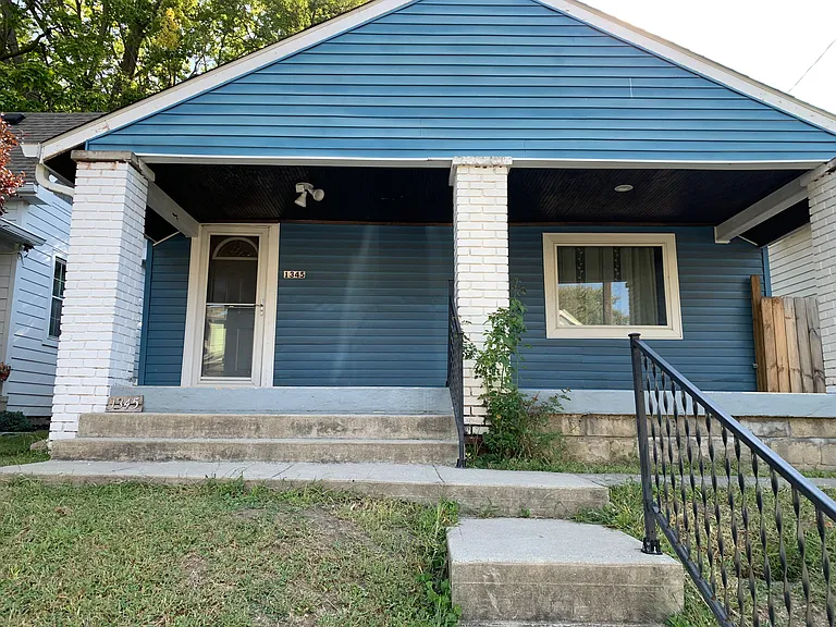 1345 Linden St — Photo 20