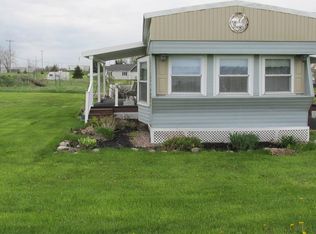 2253 Humphrey Rd, Cape vincent, NY 13618