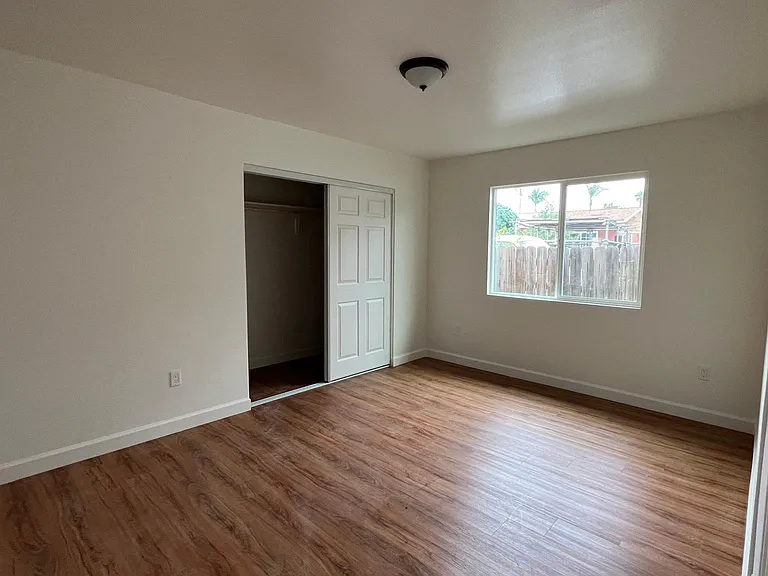 6827 San Luis St #1/2 — Photo 18