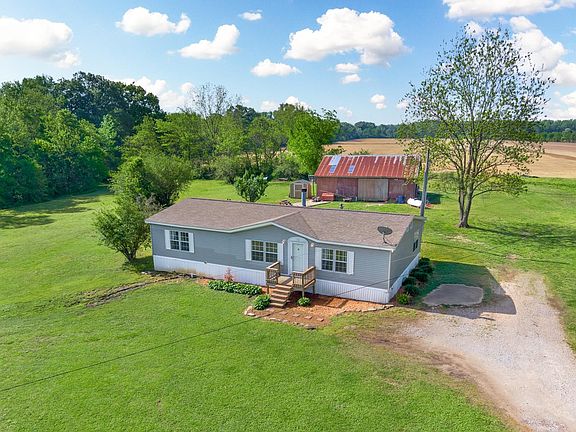 2nd image of 2765 Thorpe Dr
