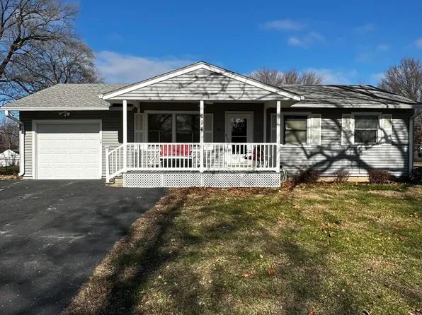 614 W Main St, Carbondale, KS 66414