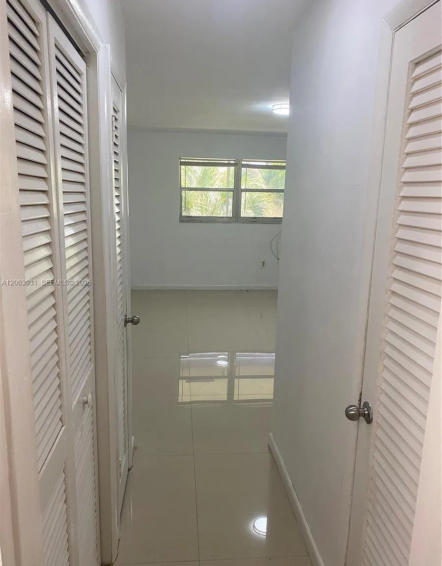 First Horizons Condo — Photo 2