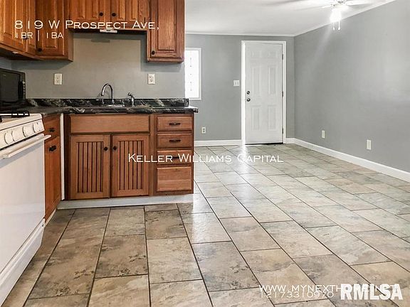 2nd image of 819 Prospect Ave