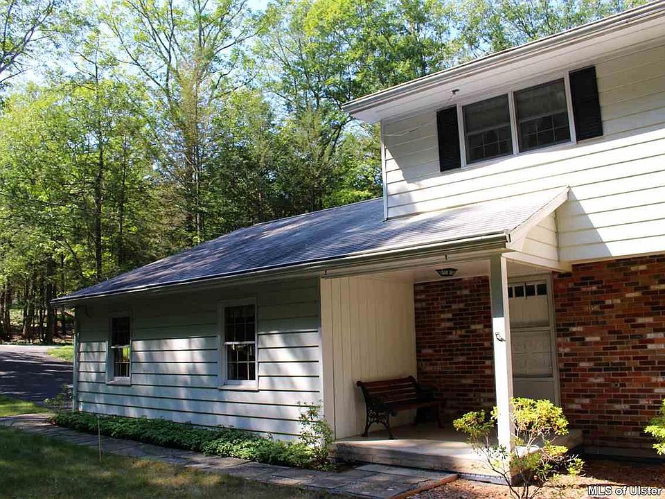 1st image of 5 Glen Ln