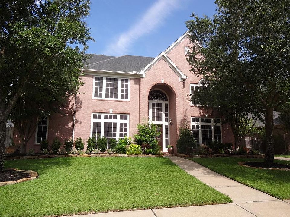 1st image of 13715 Greenwood Manor Dr