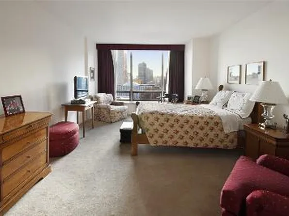 860 United Nations Plaza image 1 of 6