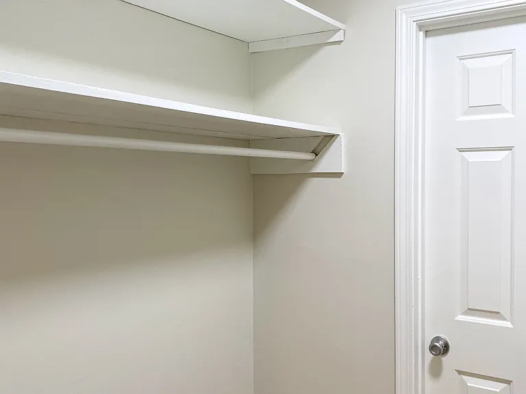 Walk-in Closet