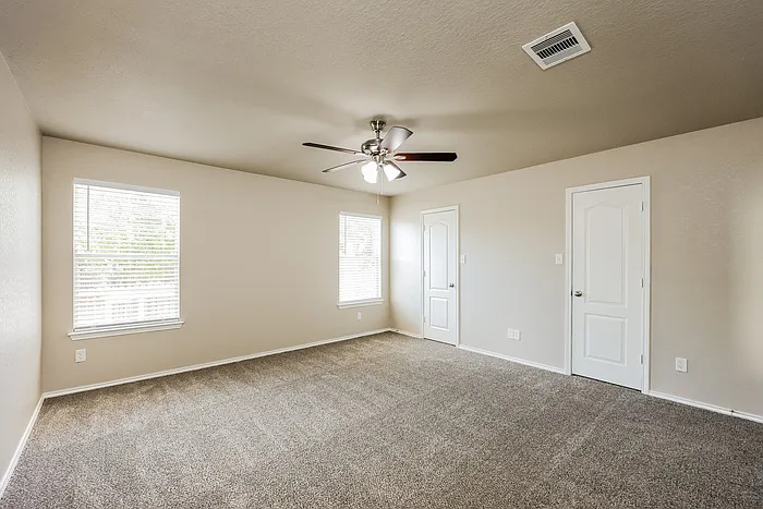 11233 Forest Pass Ct — Photo 9
