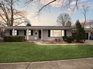 1705 Barrington Pl, Ann Arbor, MI 48103