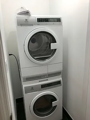 Rented by Flatiron Real Estate Advisors LLC | media 37