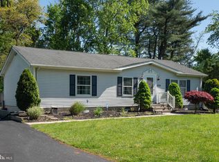 2712 Magee Ave, Bristol, PA 19007