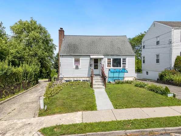 42 Jefferson Avenue, White Plains, NY 10606