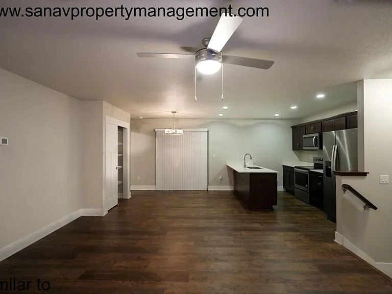 4021 NE 4th St — Photo 10