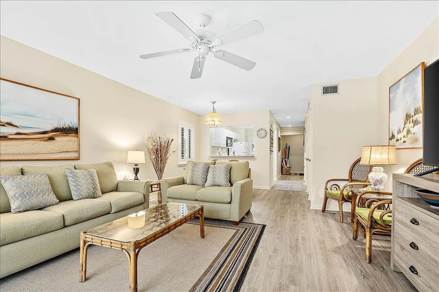 2 bed, 2.5 bath, 1140 sqft, $2,650 — Photo 2