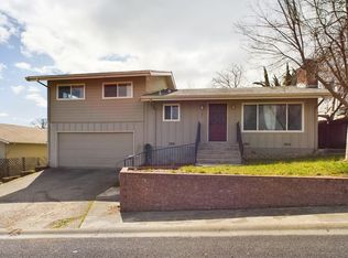 765 14th St, Lakeport, CA 95453