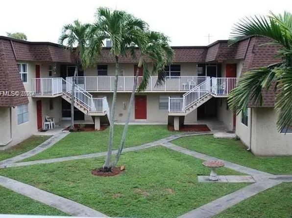 4528 SW 54th St APT 304-B, Dania Beach, FL 33314