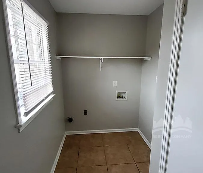 1392 Singing Trees Dr — Photo 13