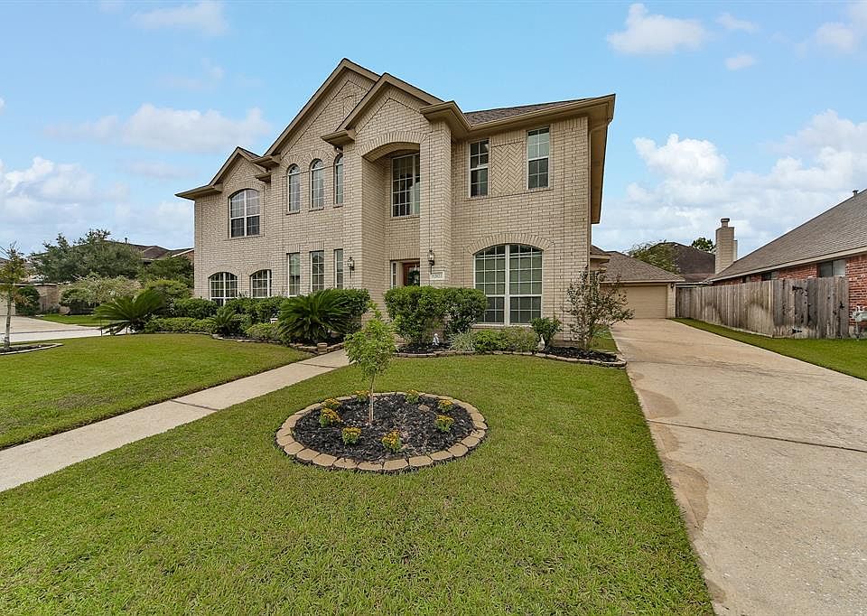 1st image of 12022 Canyon Star Ln