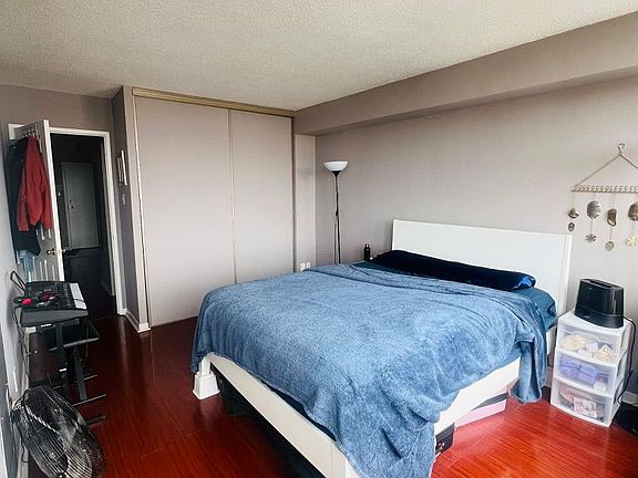 5th image of 26 Hanover Rd #1507