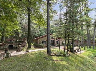 E9531 Manske Rd, New London, WI 54961