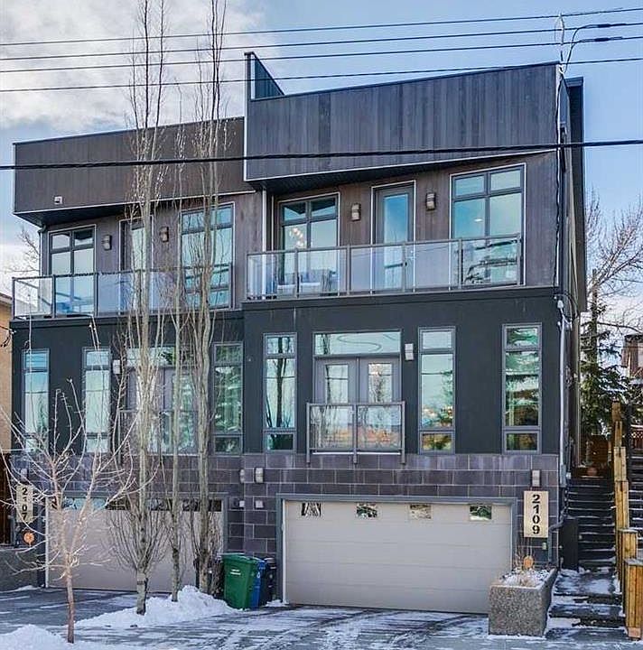 1st image of 2109 W 20th Ave SW