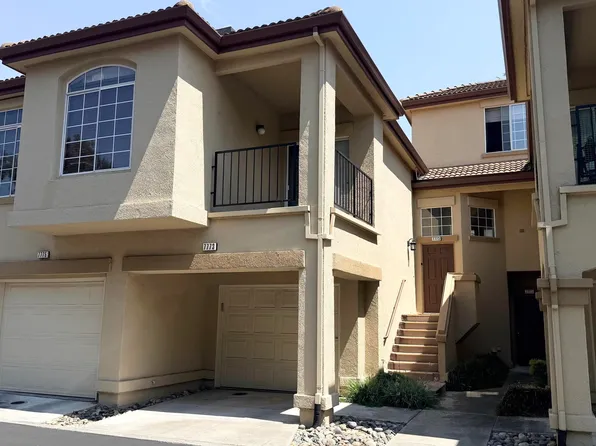 7773 Tuscany Dr, Dublin, CA 94568