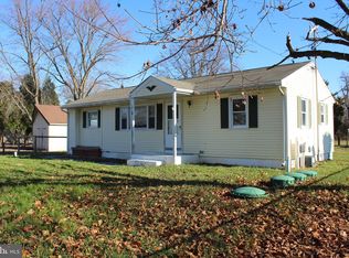 2 Stuart Dr, Salem, NJ 08079