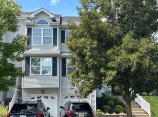 1011 Ethan Allen Dr #1011, New Windsor, NY 12553