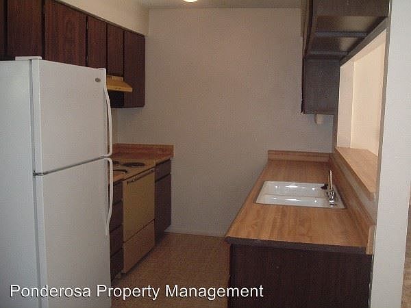 2nd image of 5940 Camino Ln APT 6
