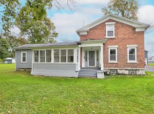 6 E River St, Waterloo, NY 13165