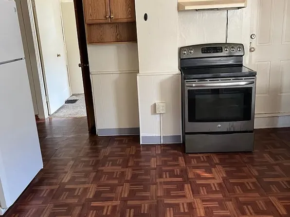 447-49 | 449.5 W 7th - 449.5