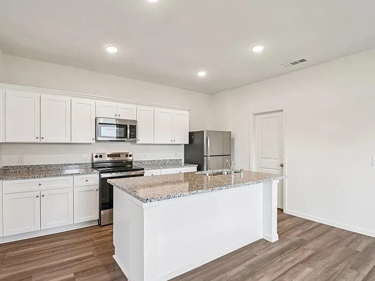 2117 Prairie Ln — Photo 4
