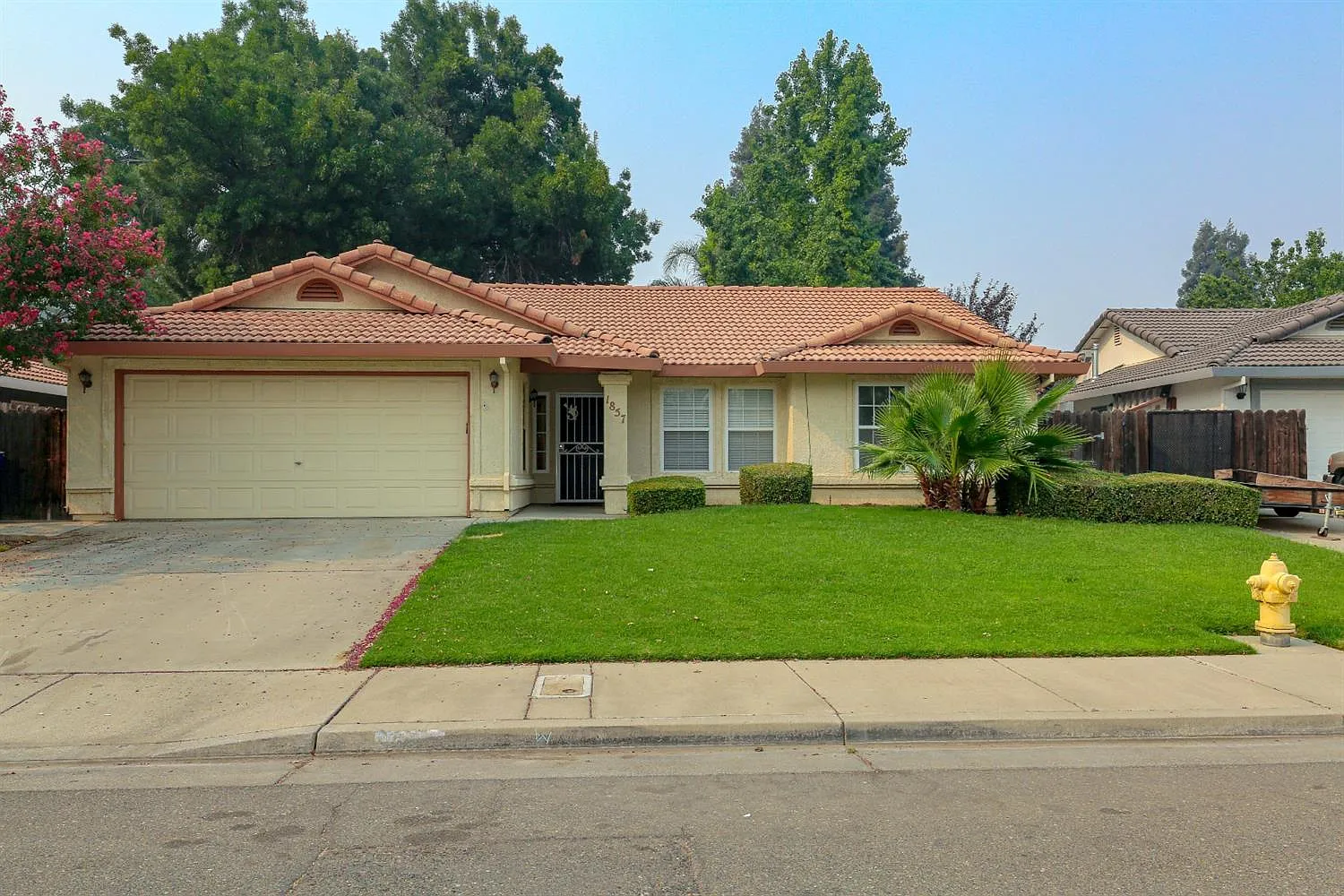 1857 Springfield Ct photo 1