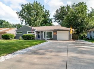 4105 SW 26th St, Topeka, KS 66614