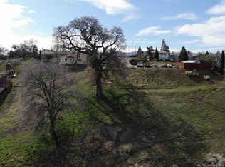 22550 Shine Ct, Tehachapi, CA 93561