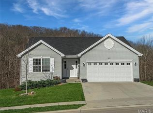 813 Boulder Crest Ct, Eureka, MO 63025