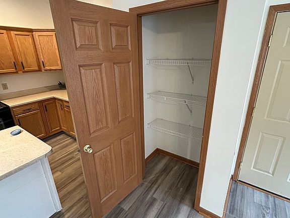2nd image of 1522 Williamsburg Pl Unit A