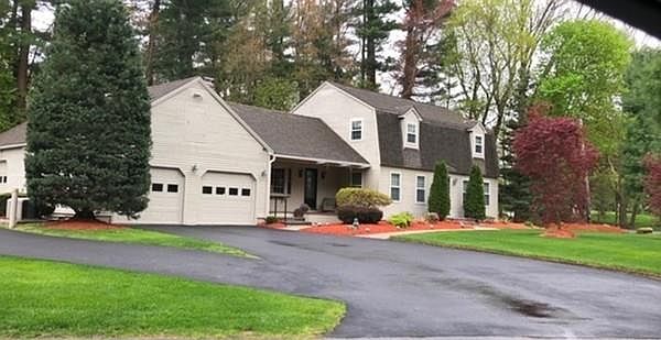 1st image of 24 Rose Glen Dr