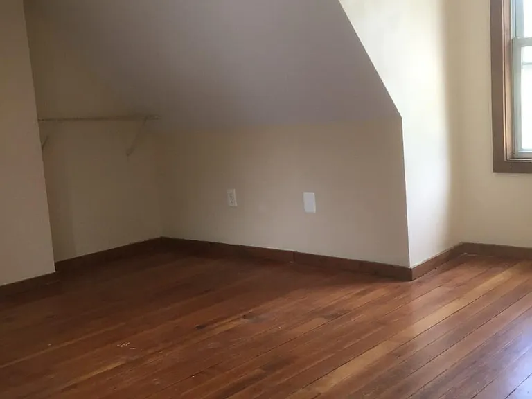 59 Pleasant St #202 — Photo 15