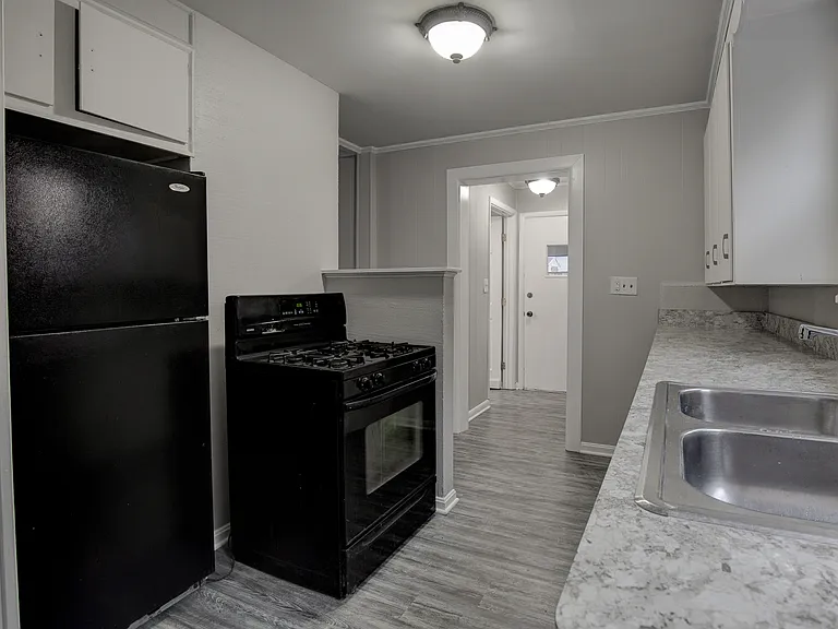366 N Firestone Blvd — Photo 8