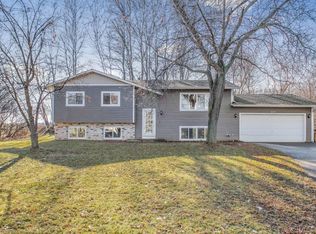 21824 Sugar Ln, Rogers, MN 55374
