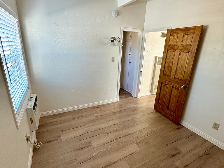 617 W California Ave #H — Photo 5