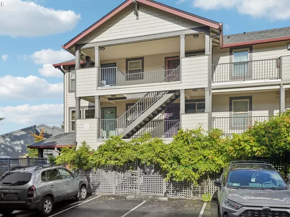 737 NE 99th Ave APT 15, Portland, OR 97220