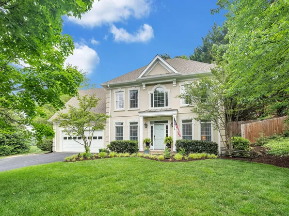 3738 Londonderry Dr SW, Roanoke, VA 24014