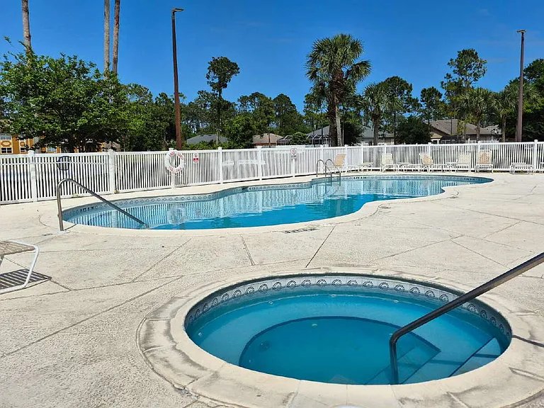 4600 E Moody Blvd #8M — Photo 23