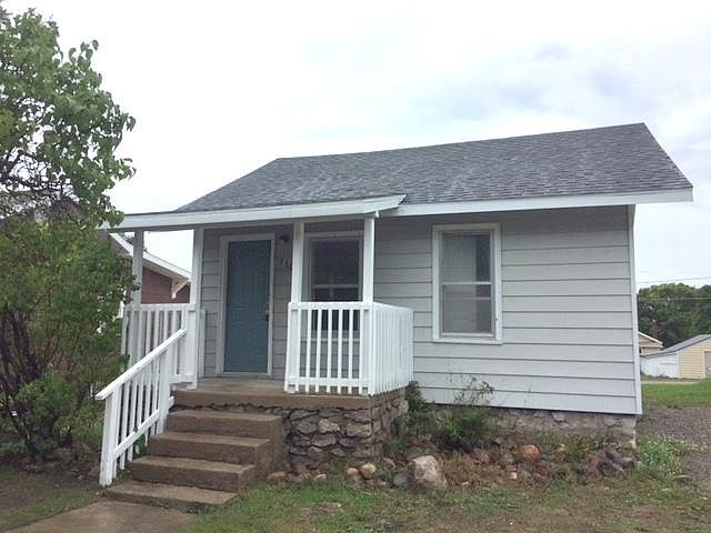 1st image of 770 S 2nd St