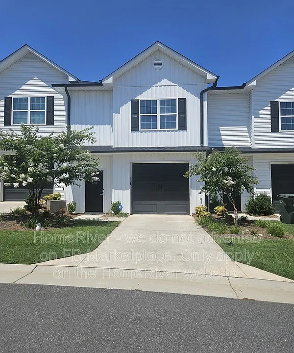 607 Pompano Dr