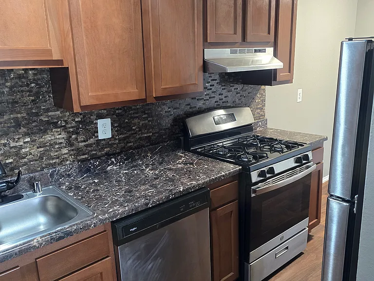 Cityside Apartments and Townhomes — Photo 85