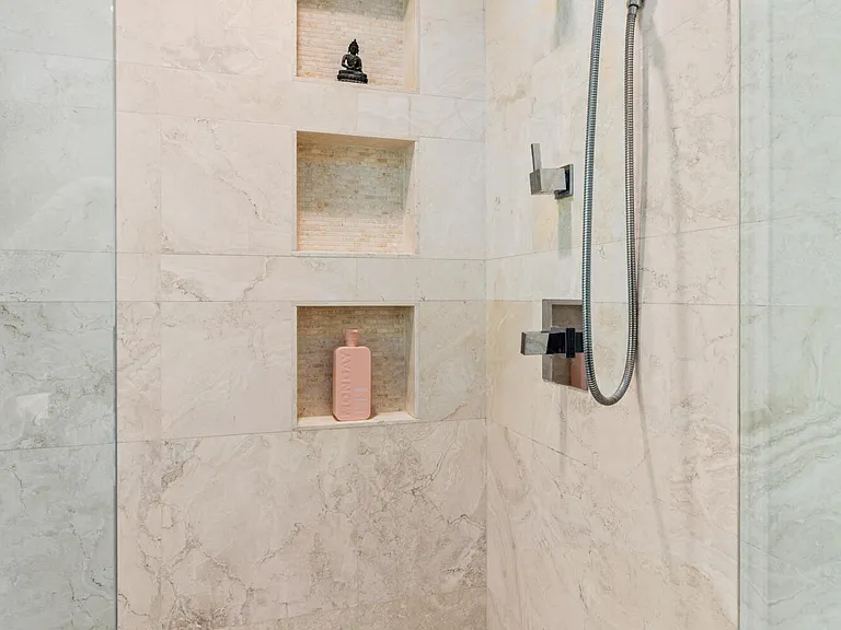 723 Alston Rd — Photo 14