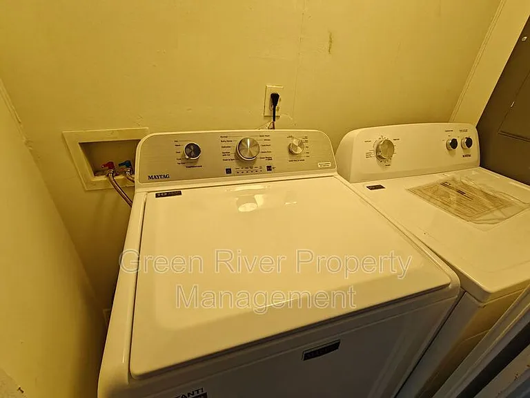 146 Phoenetia Dr — Photo 24